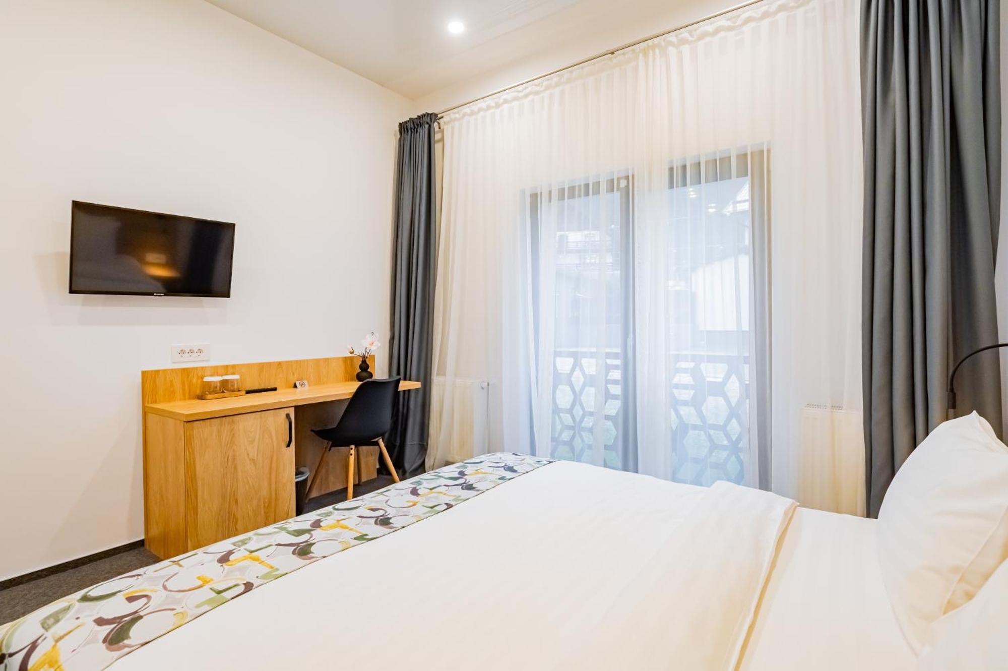 Q Villa Săcele Extérieur photo